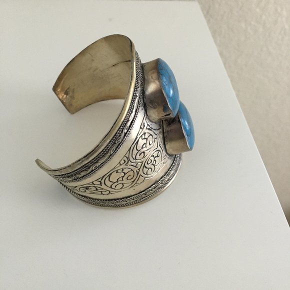 Turquoise Tribal Cuff Bracelet - Picture 4 of 4
